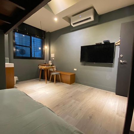 良文旅2館ryou Hotel Vintage - II Tainan Luaran gambar