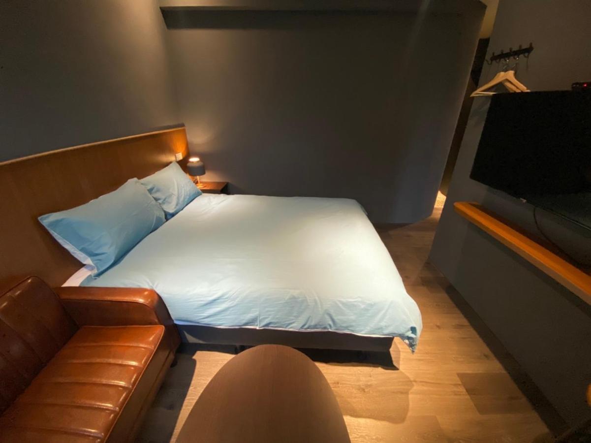 良文旅2館ryou Hotel Vintage - II Tainan Luaran gambar