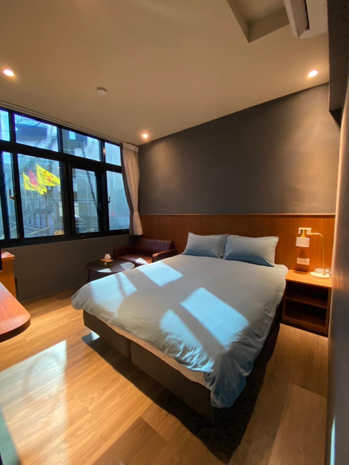 良文旅2館ryou Hotel Vintage - II Tainan Luaran gambar